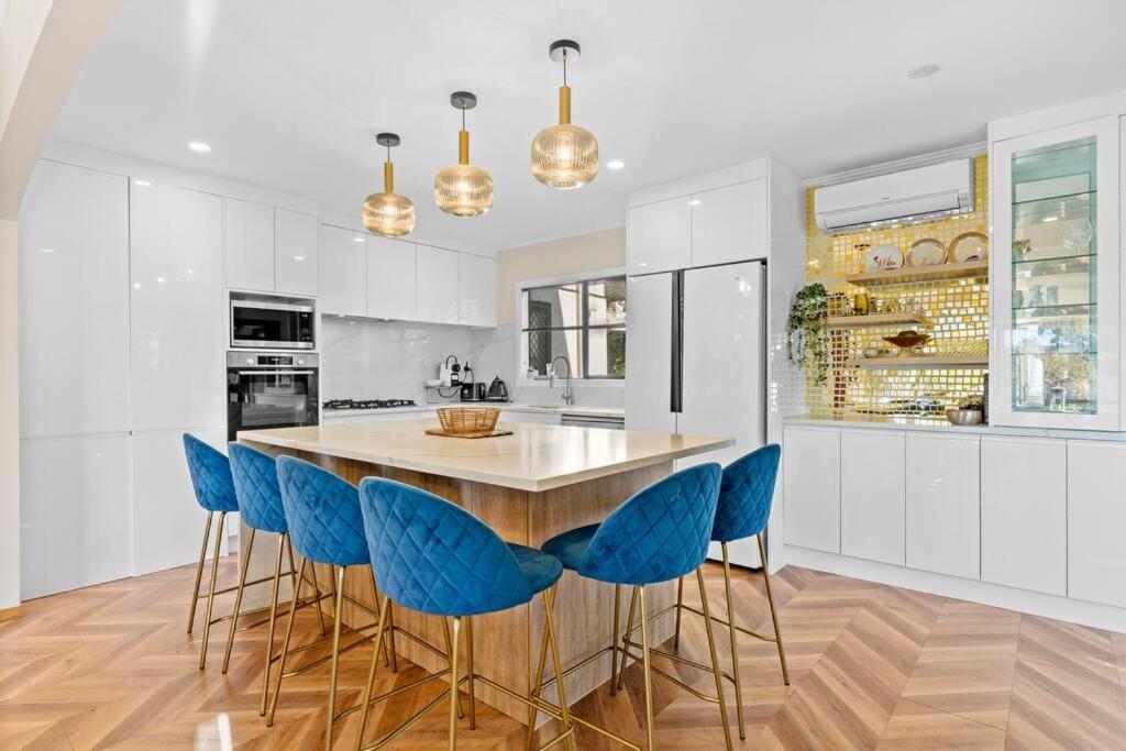 Not Usually Available - Lucky U! Auckland Bagian luar foto